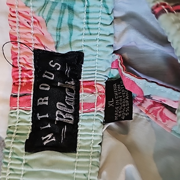 Nitrous swim shorts - Picture 2 of 3